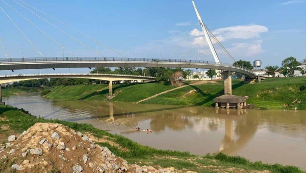 Nível do Rio Acre volta a ultrapassar dois metros na cidade de Rio Branco