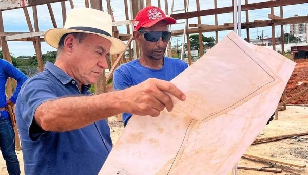 Bocalom diz que “gosta de deixar engenheiros doidinhos com suas exigências” e incomoda categoria, que emite nota de repúdio: “Falta de ética”