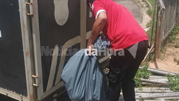 Restos mortais são encontrados dentro de mala queimada na Cidade do Povo, em Rio Branco