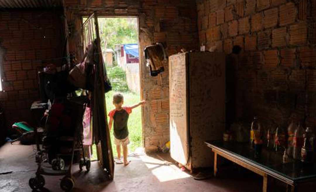 Acre tem 79 áreas consideradas de favela, que abrigam os lares de quase 70 mil acreanos, mostra IBGE