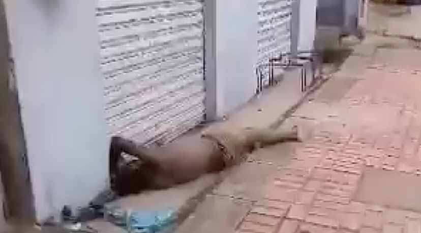 Ativista denuncia situação de abandono de homem em situação de rua em Rio Branco; veja o vídeo