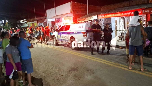 Domingo sangrento: jovem de 22 anos é morta a facadas no bairro Ilson Ribeiro, em Rio Branco