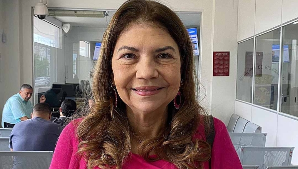 Após derrota nas urnas, Lene Petecão defende criação de Secretaria das Mulheres e tem apoio dos vereadores para assumir a pasta