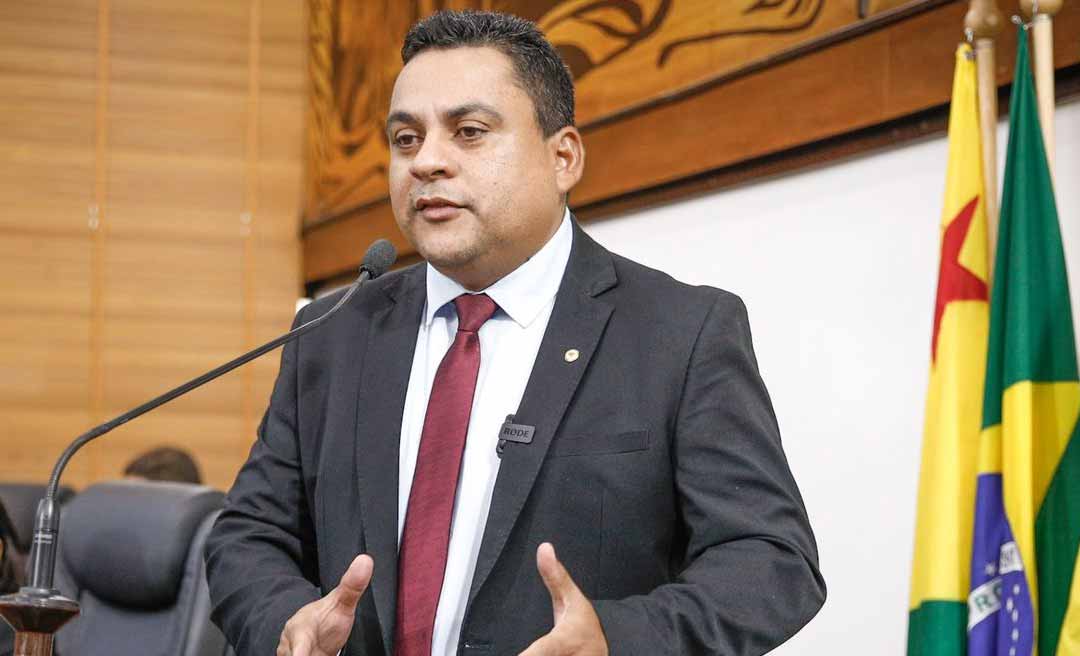 Gilberto Lira anuncia ampliação do prazo para apresentação da videoaula no concurso da Educação