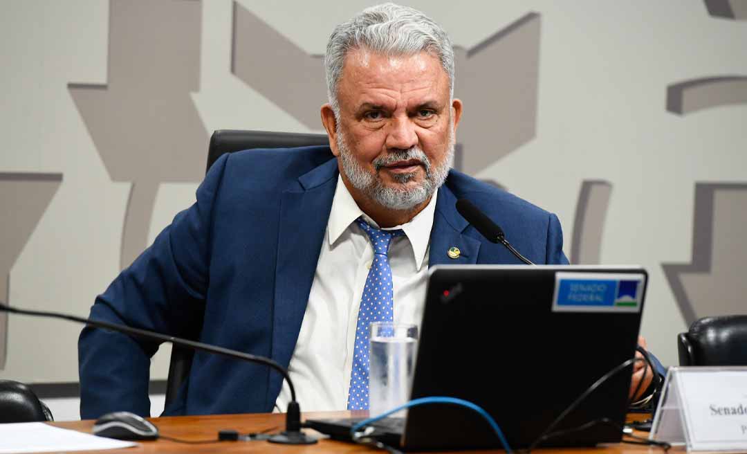 Petecão anuncia pagamento de R$ 787 mil para a conclusão das obras de uma praça em Marechal Thaumaturgo