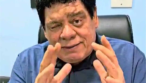 Internado no Albert Einstein por causa de uma pneumonia, Flaviano Melo está estável