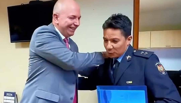 “Quem ajuda a Polícia Militar, ajuda a sociedade acreana”, afirma Gerlen Diniz