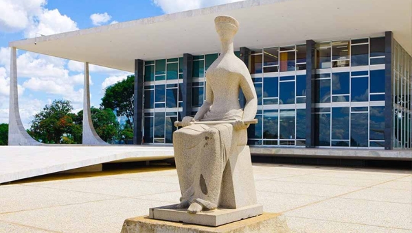 Decisão do STF sobre emenda de Alagoas impacta o Acre e deputados não podem compor conselhos estaduais, fóruns e comitês gestores