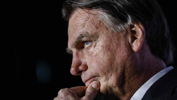 Ministro de Lula vê participação do governo Bolsonaro em planejamento de crimes