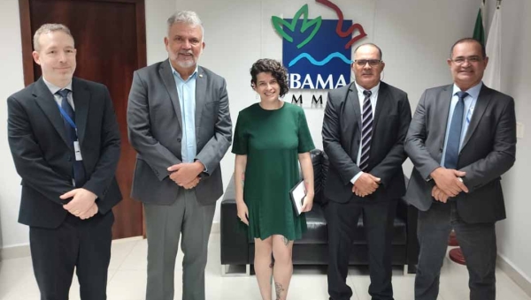 Petecão e prefeitos mobilizam Ibama para a estrada entre Santa Rosa do Purus e Manoel Urbano