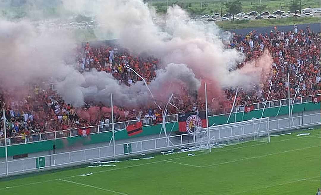 Acreflanáticos, torcida organizada do Flamengo no Acre, dá show na arquibancada da Arena da Floresta