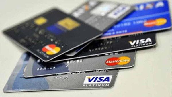 Nome social: MPF investiga desrespeito de bancos a direito de pessoas trans, travestis e não-binárias