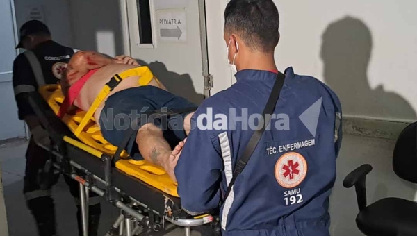 Na Capital, motociclista se envolve em acidente e é preso após mandado judicial ser identificado pela PM