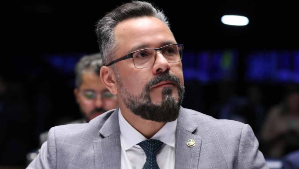 Senador Alan Rick mobiliza esforços em defesa dos estudantes brasileiros na Bolívia