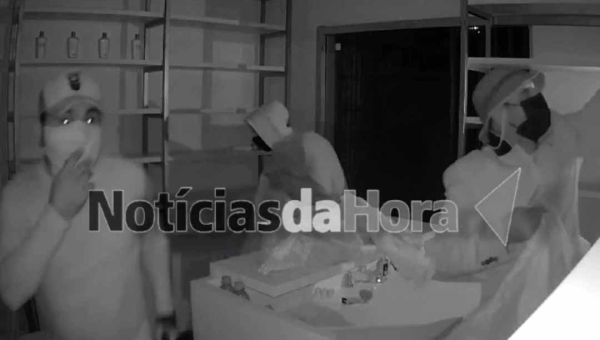 Loja é alvo de arrombamento no bairro Estação Experimental; criminosos fogem com mercadorias