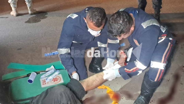 Idoso de 77 anos é atropelado por motociclista na BR-364; vítima sofre fratura exposta