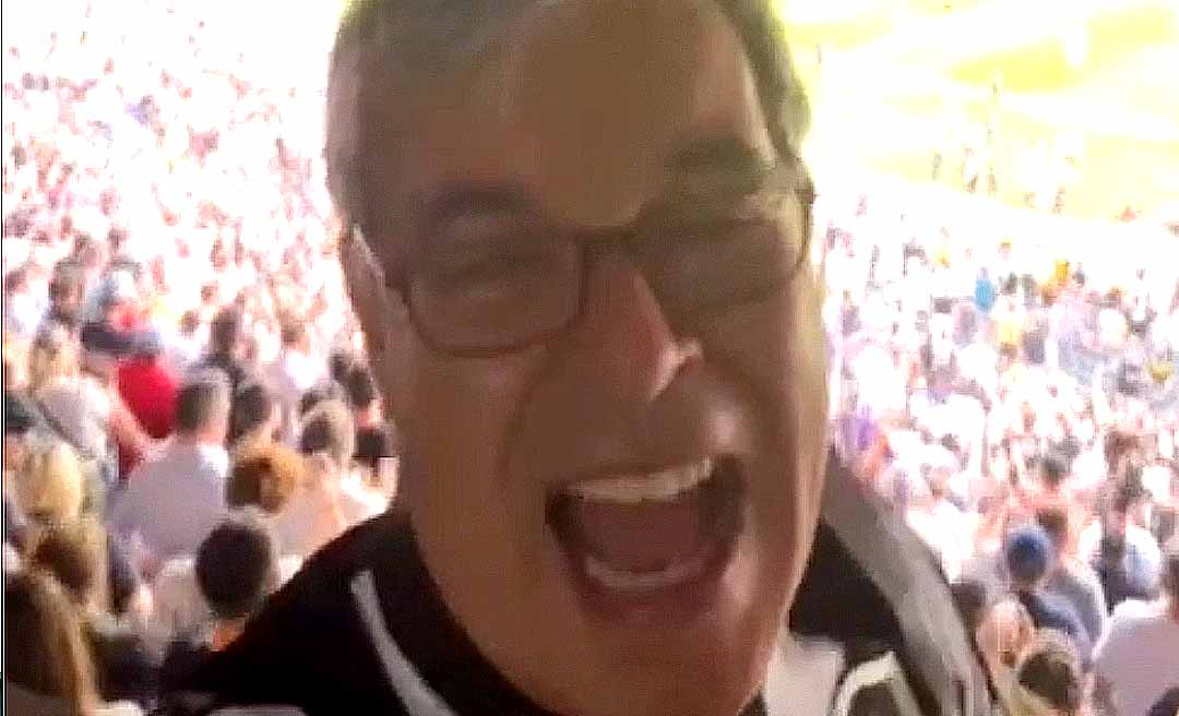 Jorge Viana chora comemorando título do Botafogo no Monumental de Núñez