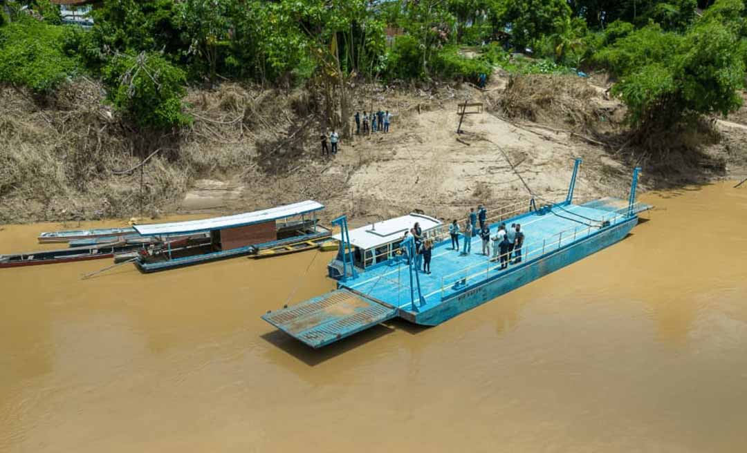 Governo proíbe travessia de caminhões boiadeiros com peso superior a 20 toneladas em balsa em Xapuri