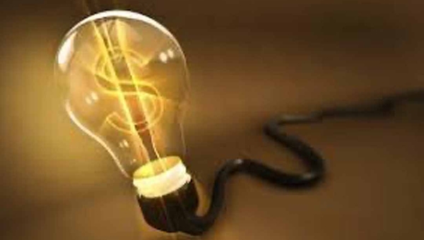 Acreano vai pagar menos energia a partir do dia 13 deste mês; Aneel aprovou redução de - 4,38 na tarifa residencial