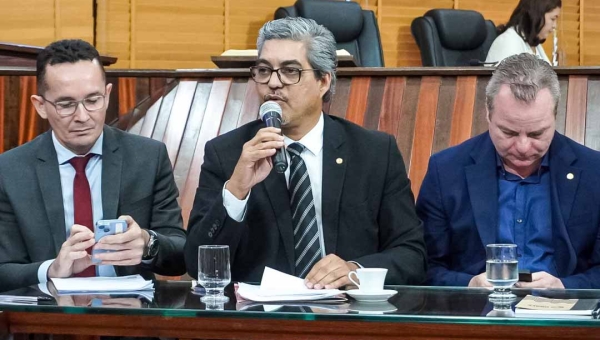 Edvaldo Magalhães defende prioridade na convocação de aprovados em concursos, com abertura da janela fiscal