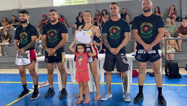 Chute Boxe Rio Branco, maior escola de Muay Thai e MMA do Acre, realiza graduação de quase 80 alunos em evento no ginásio do Sesi