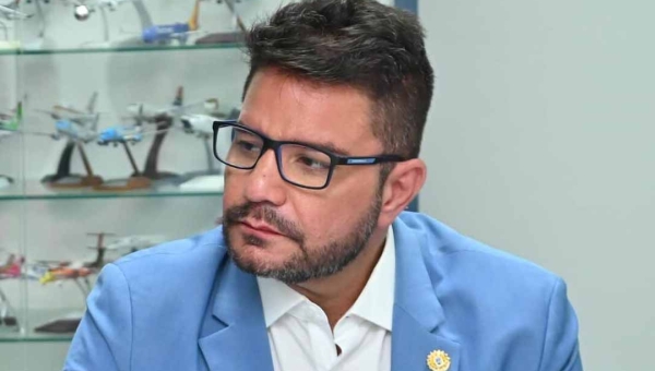 Gladson envia novo projeto do IPVA à Aleac: "adequar a legislação"; relator diz que alíquotas permanecem inalteradas