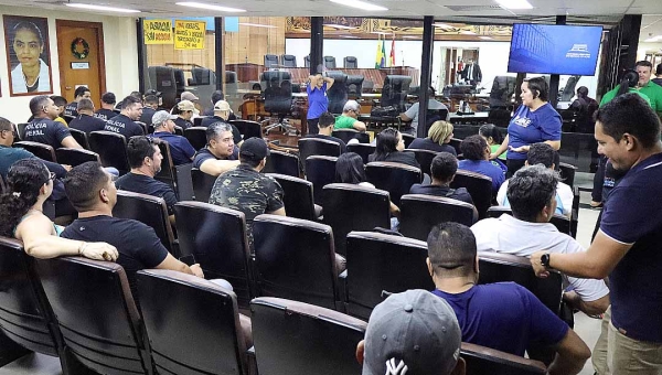 Policiais penais pedem apoio dos deputados na Aleac cobrando do Executivo auxílio e convocação de cadastro de reserva