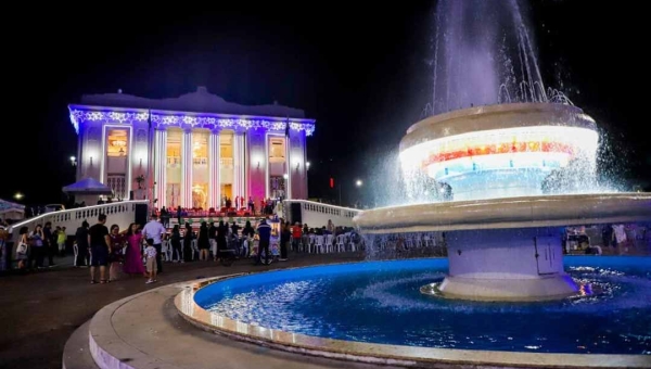 Programação de Natal na frente do Palácio Rio Branco terá Papai Noel, corais, DJs e mágicos