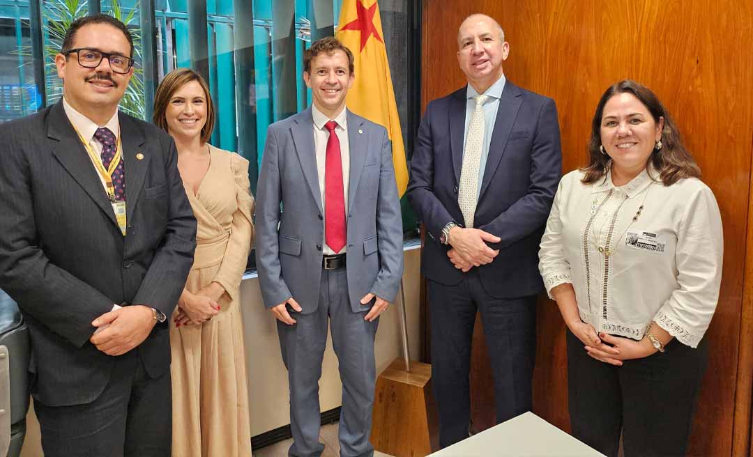 Procurador-geral do MPAC realiza visita institucional a parlamentares em Brasília