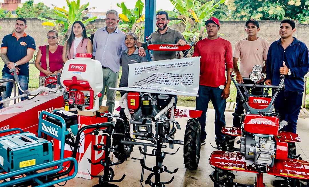Cooperativas recebem máquinas, equipamentos e insumos adquiridos com emenda do senador Sérgio Petecão