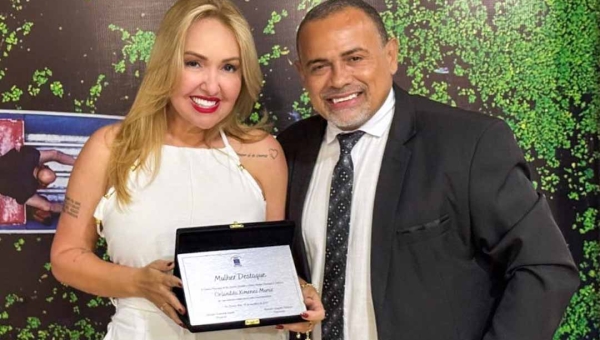 Sula Ximenes recebe Prêmio Mulher Destaque 2024 e reforça protagonismo do Deracre na infraestrutura de Rio Branco