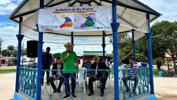 Bocalom entrega melhorias no sistema de abastecimento de água no bairro Calafate; investimento foi de mais de R$ 500 mil