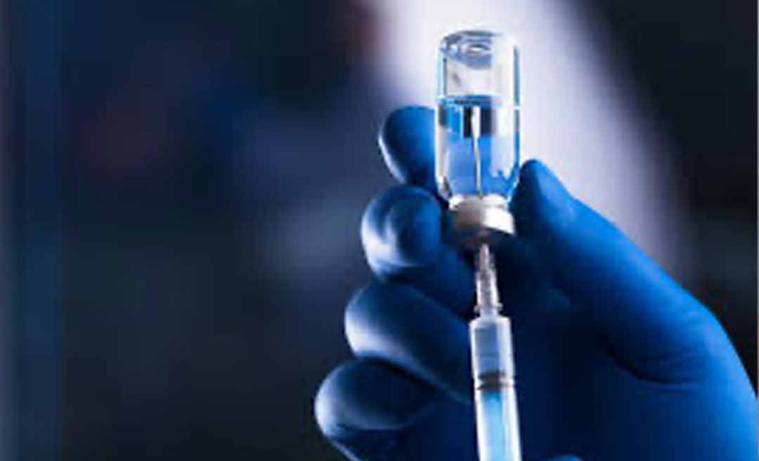 Rússia anuncia vacina contra o câncer com distribuição gratuita prevista para o início de 2025