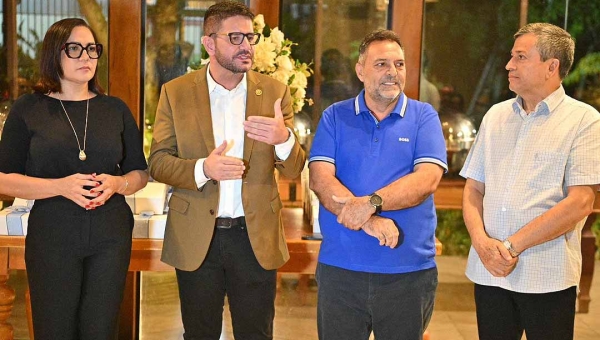 Em jantar de confraternização e alinhamento, Gladson Cameli se reúne com prefeitos e vices eleitos pelo Progressistas