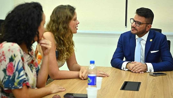 Governador recebe equipe que vai produzir documentário sobre Chico Mendes e desenvolver oficinas culturais