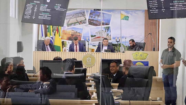 Câmara de Rio Branco aprova orçamento de R$ 2,4 bilhões para a gestão Bocalom em 2025