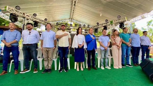 Rio Branco celebra 142 anos com solenidade na Praça da Revolução; “Celebramos não só a história, mas o futuro que estamos construindo juntos”