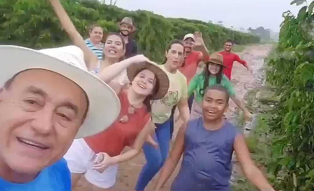 Bocalom compartilha momentos inusitados da lua de mel em cafezal no município de Acrelândia