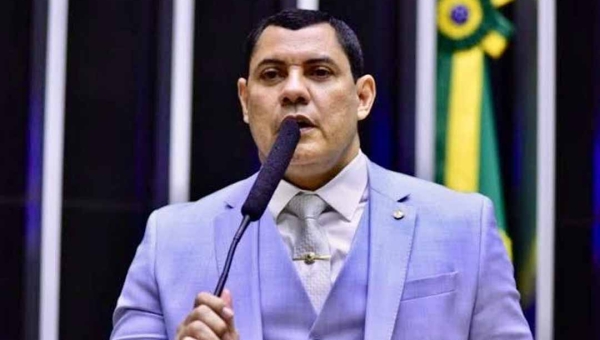 Deputados federais do Acre gastam mais de R$ 4 milhões em cotas parlamentares em 2024; coronel Ulysses lidera o ranking