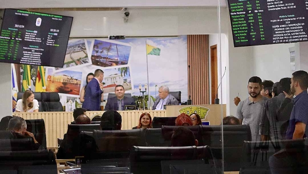 Vereadores de Rio Branco aprovam renomeação de programa habitacional; votação de empréstimo é adiada