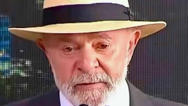 Durante evento em Brasília, Lula comete gafe e compara democracia a uma amante; veja o vídeo