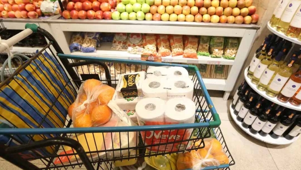 Regulamentada no Congresso Nacional reforma tributária vai isentar cesta básica