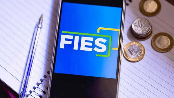 Inscrições para 67 mil vagas do processo seletivo do Fundo de Financiamento Estudantil abrem em fevereiro