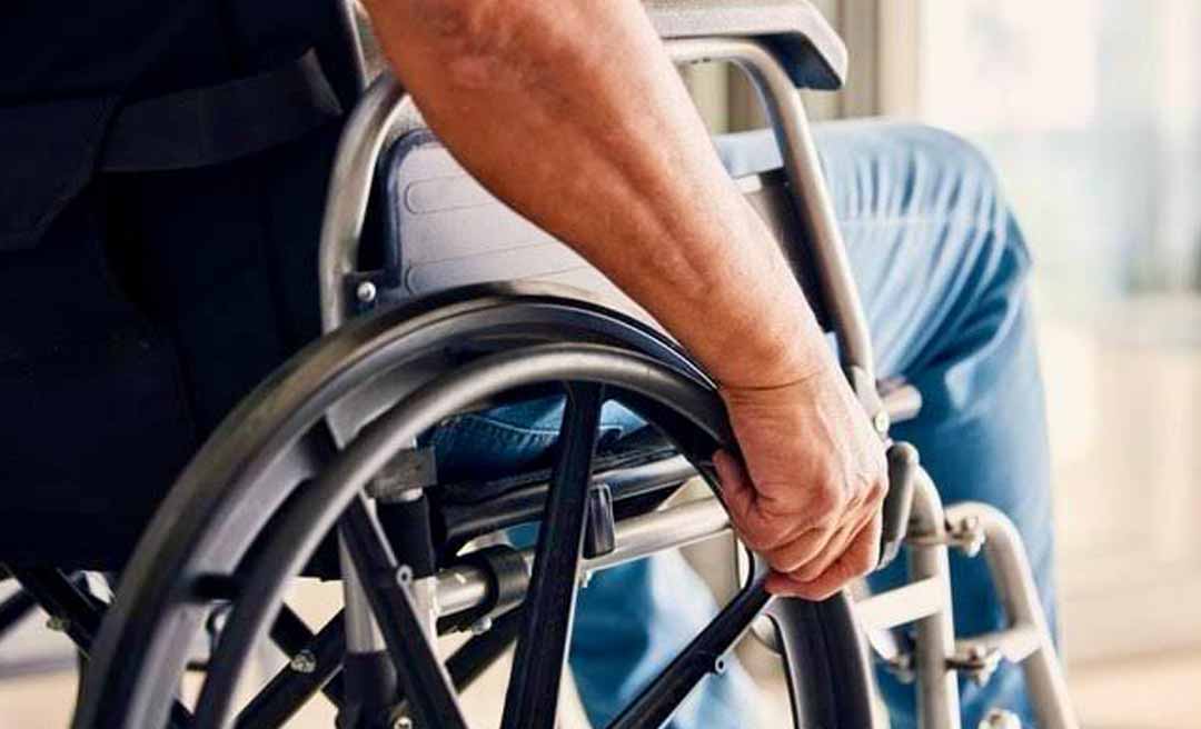 Projeto de Lei propõe acréscimo de 25% no BPC para beneficiários que precisam de cuidador