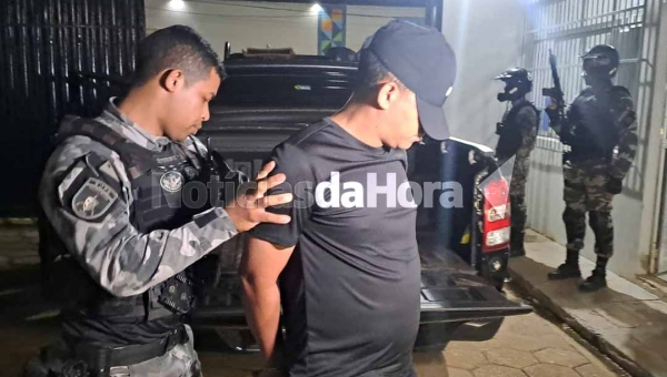 Giro prende acusado de tráfico de drogas na área central de Rio Branco; homem estava com 30 pedras de crack