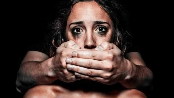 Violência contra a mulher no Brasil: Aumento de 35,67% nas denúncias em 2024, aponta Sinesp