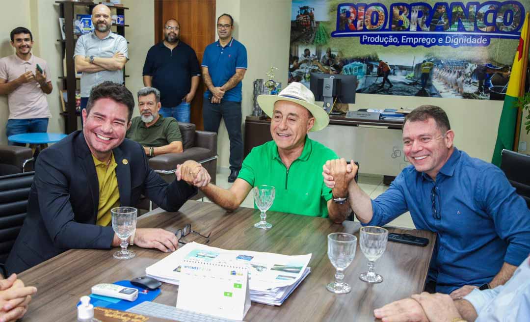 Gladson confirma que Alysson deve assumir Secretaria Municipal de Educação com seu aval e diz que PP vai ocupar outros espaços na prefeitura