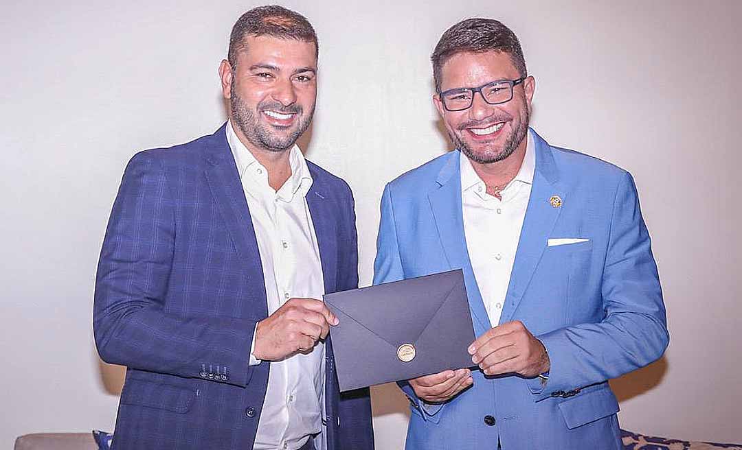 Convidado pessoalmente para a posse de Nicolau na Aleac, Gladson garante: “estarei lá”