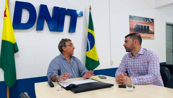 Nicolau Júnior vai ao DNIT em busca de melhores condições para a Balsa que está operando na BR364