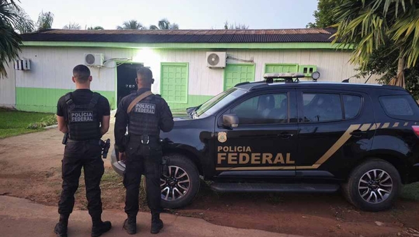 PF realiza operação para combater esquema de desvio de recursos envolvendo servidores e empresa em Capixaba